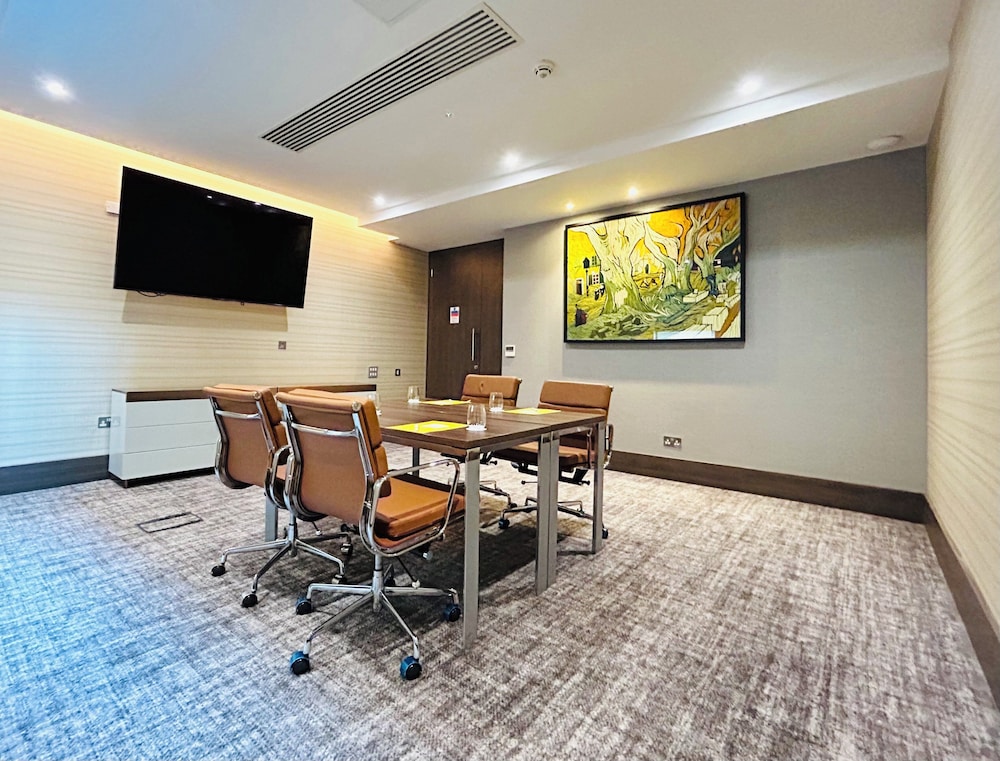Crowne Plaza London - Kingston 38/50