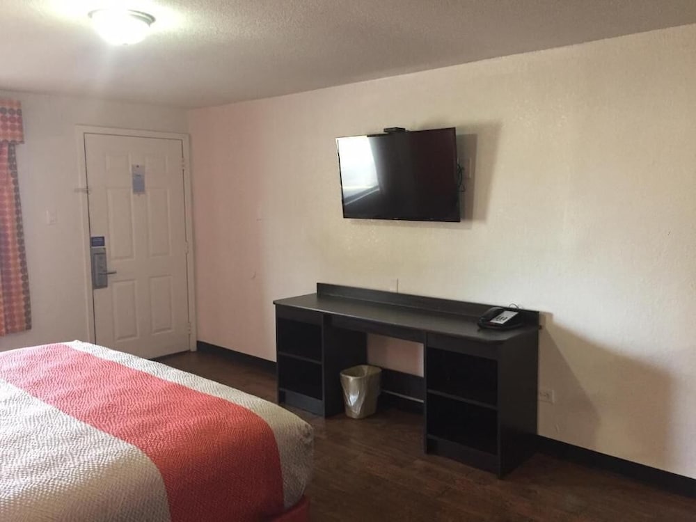 Motel6 Waco, TX 17/30