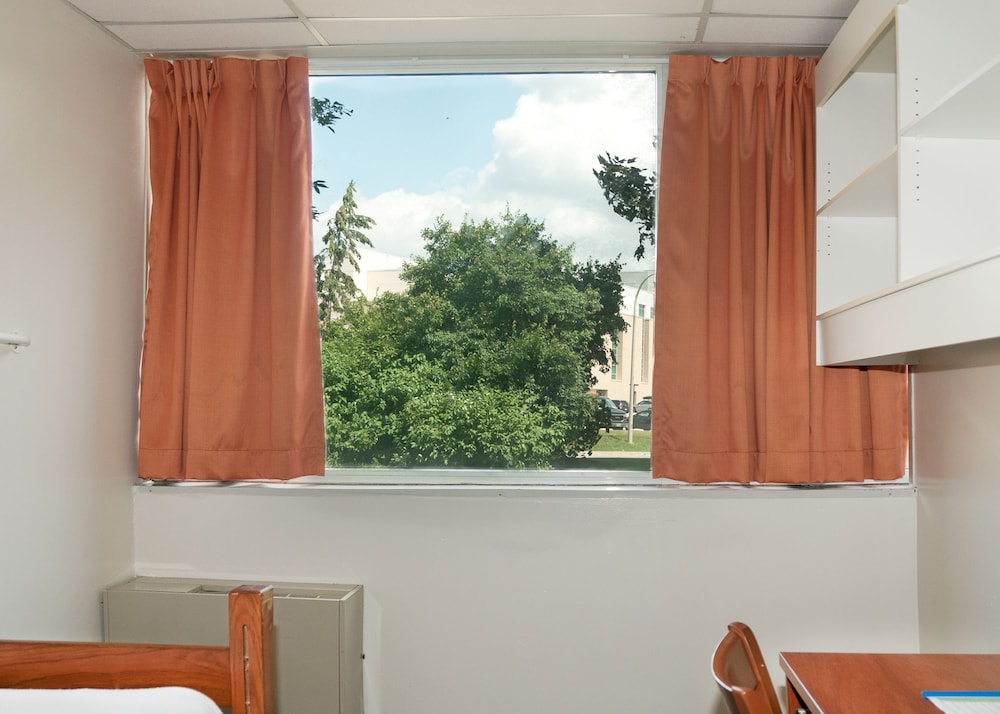 Humber College North Campus 8/50