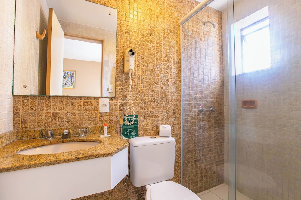 Hotel Suarez Executive 69/69