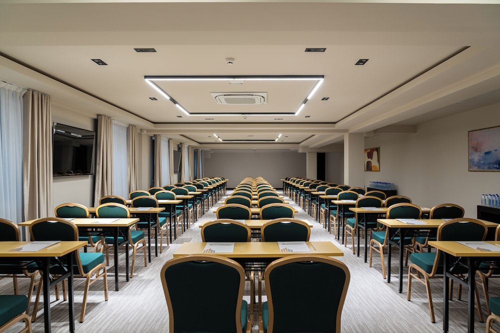 Marhaba Hotel and Spa 39/49