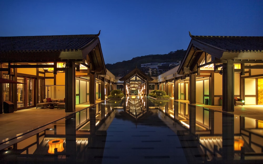 Banyan Tree Chongqing Beibei 3/50