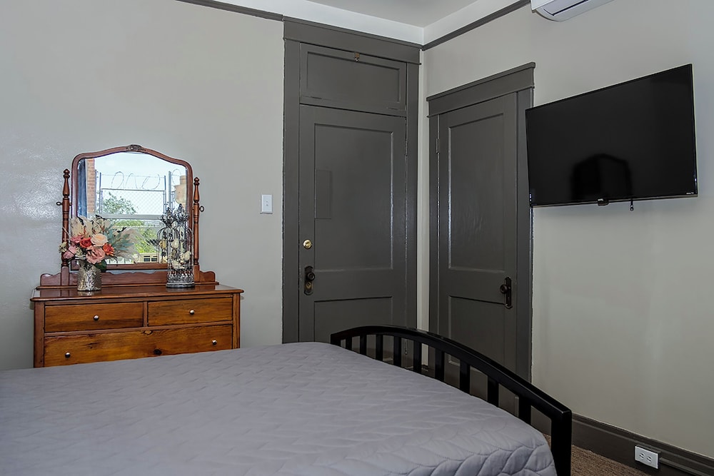 Gardner Hotel & Hostel 16/49
