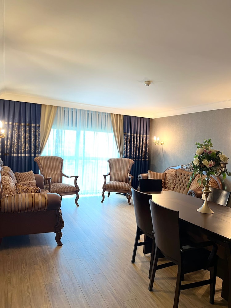 Amisos Hotel 46/70
