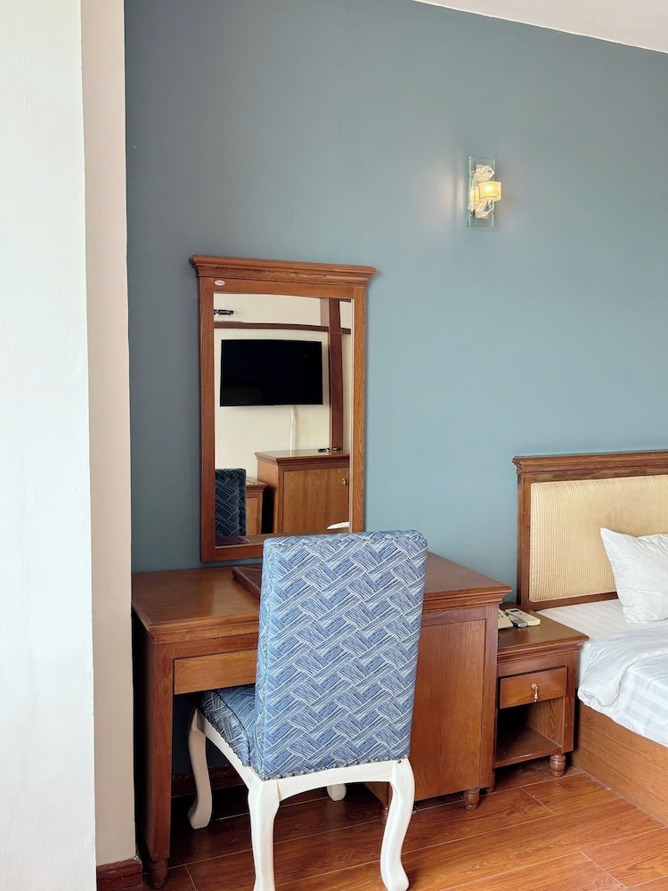 Thien An Riverside Hotel 38/50