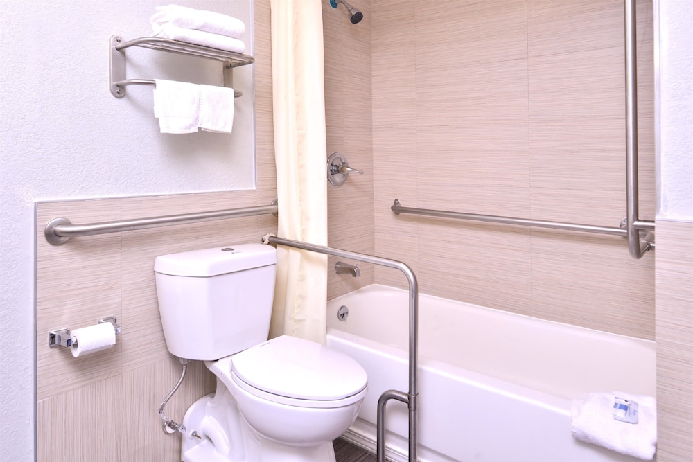 Americas Best Value Inn Richmond South 14/31