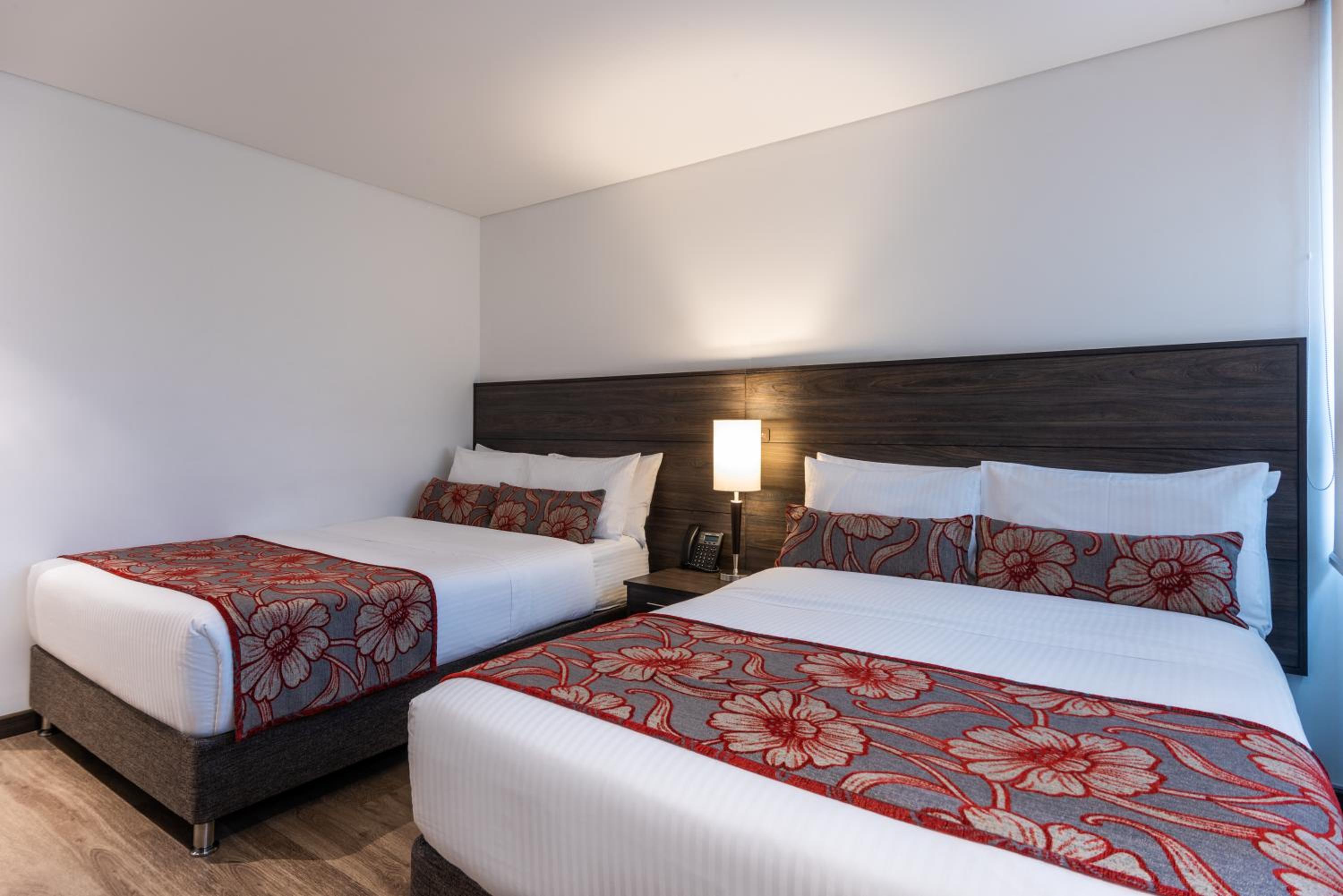 Room, Twin Beds