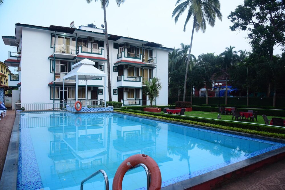 VALENTINES RETREAT 14/64