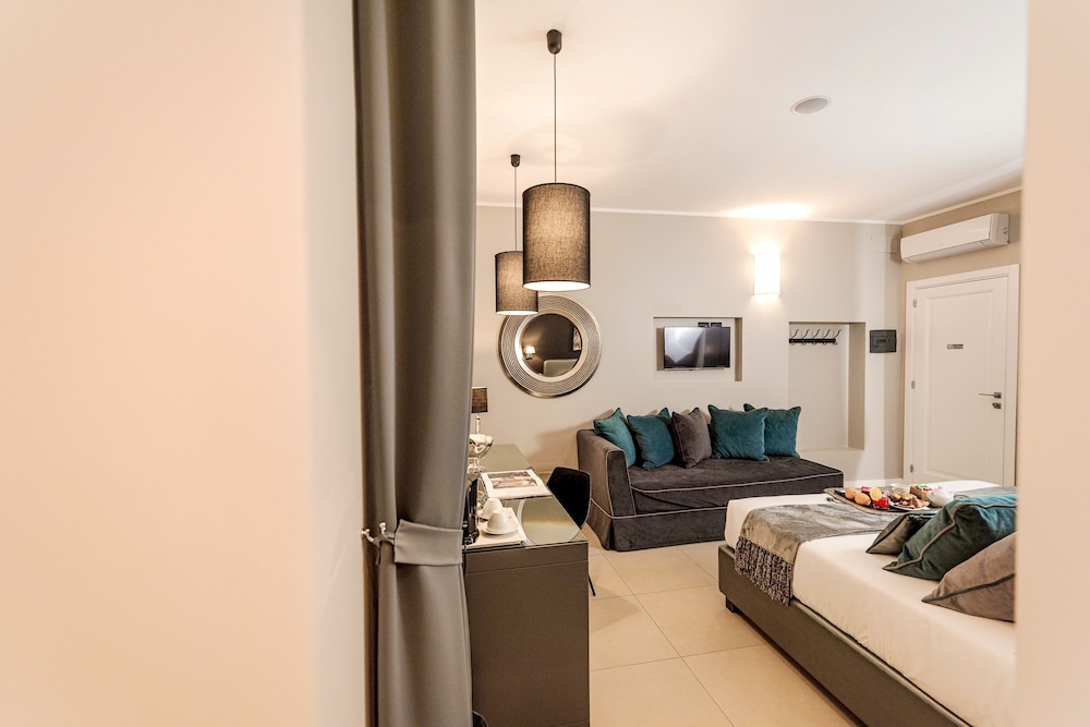 Delle Vittorie Luxury Suites & Rooms 48/72