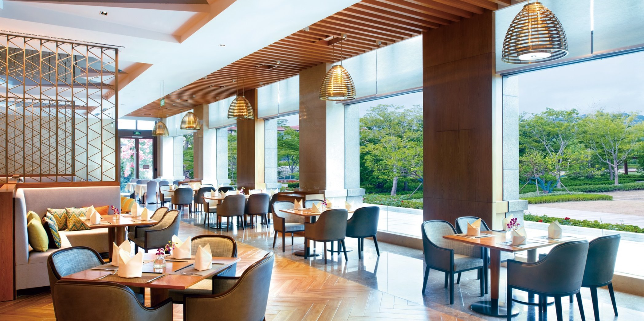 Crowne Plaza Huzhou 34/50