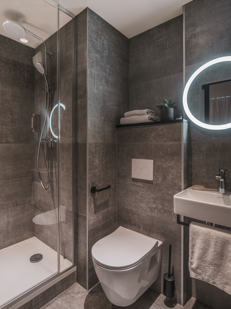 Piapia Hotel 46/50