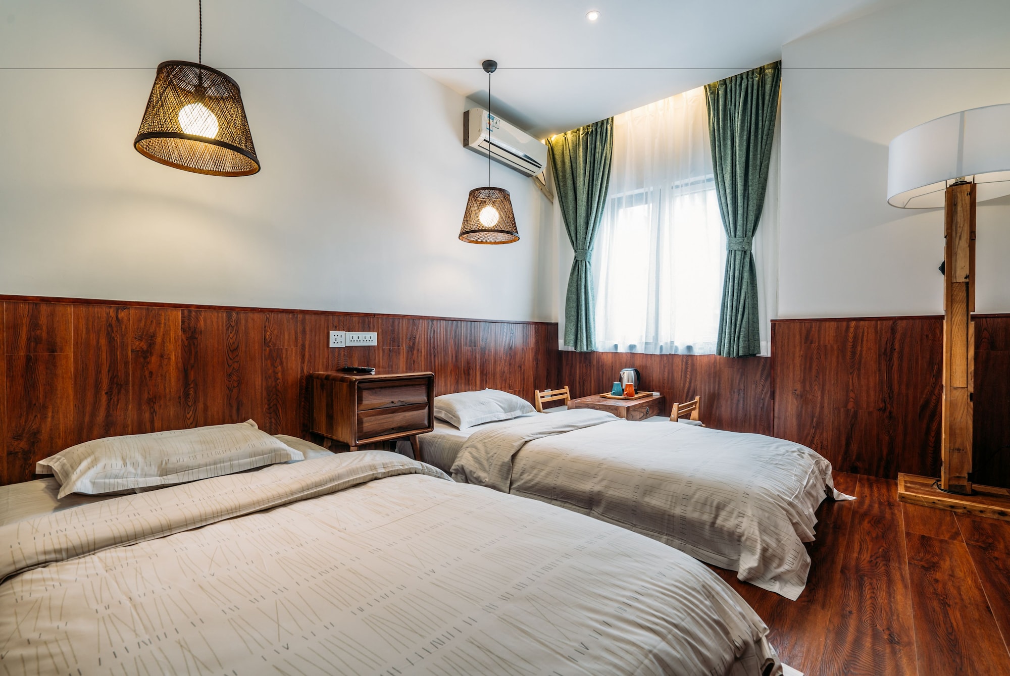 STANDARD, TWIN BEDS