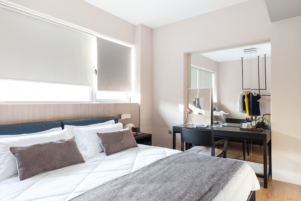 47 Luxury Suites 14/73