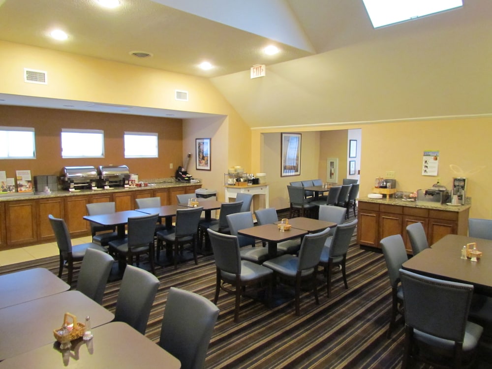 Residence Inn Louisville East 26/46