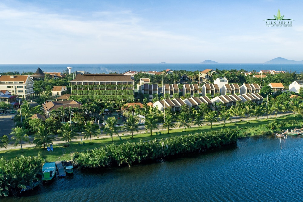 Silk Sense Hoi An River Resort 85/88
