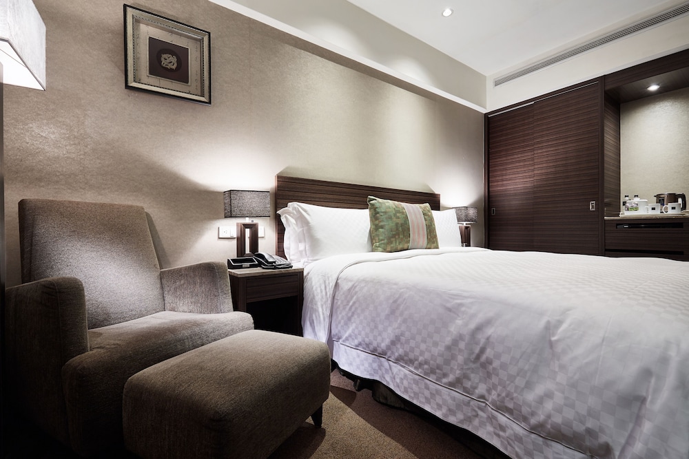 The Tango Taipei Linsen 22/54