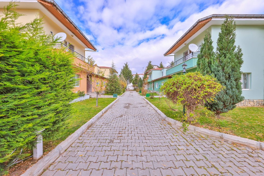Dundar Termal Villa Otel 42/48