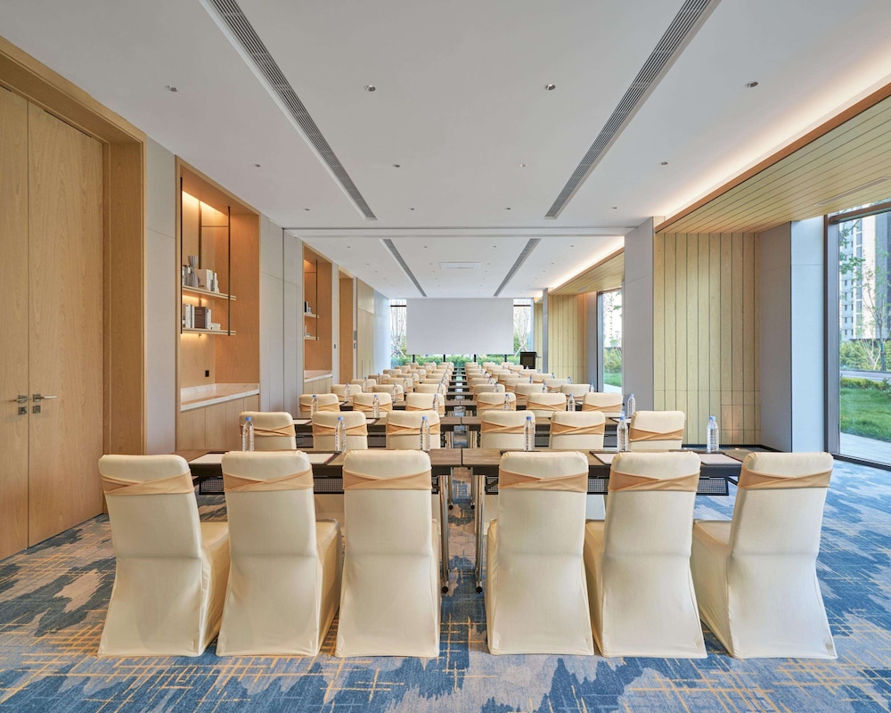 Hyatt Place Yantai Development Zone 27/37