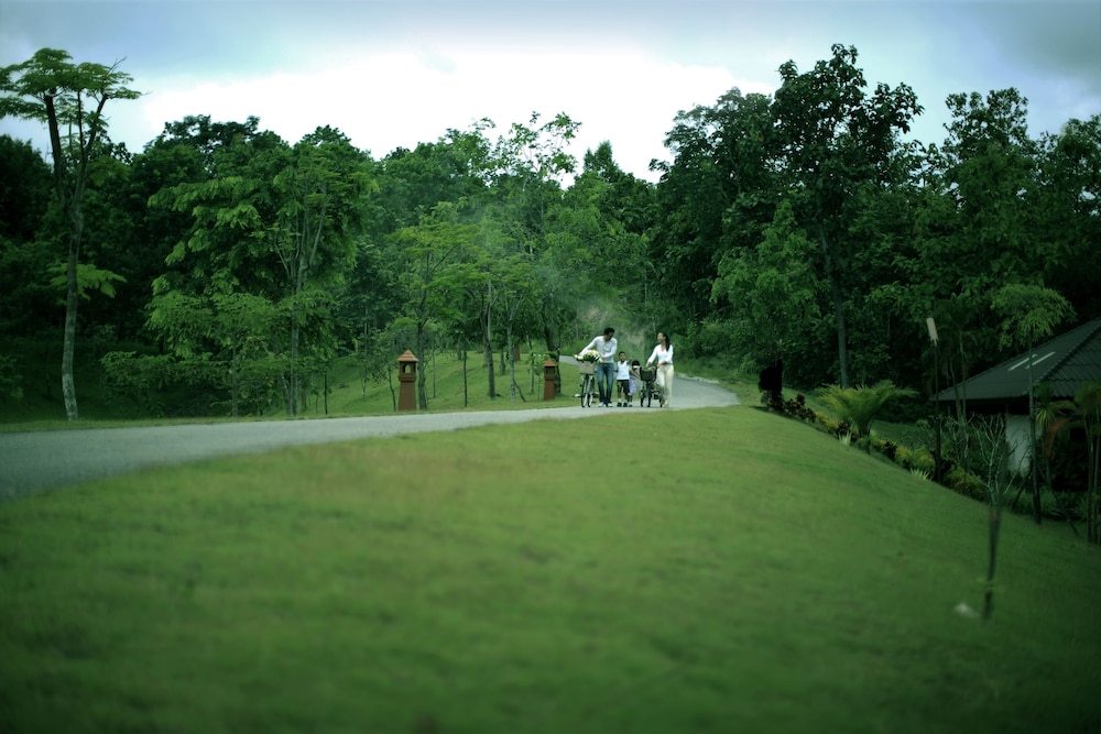 Jirung Health Village 73/78