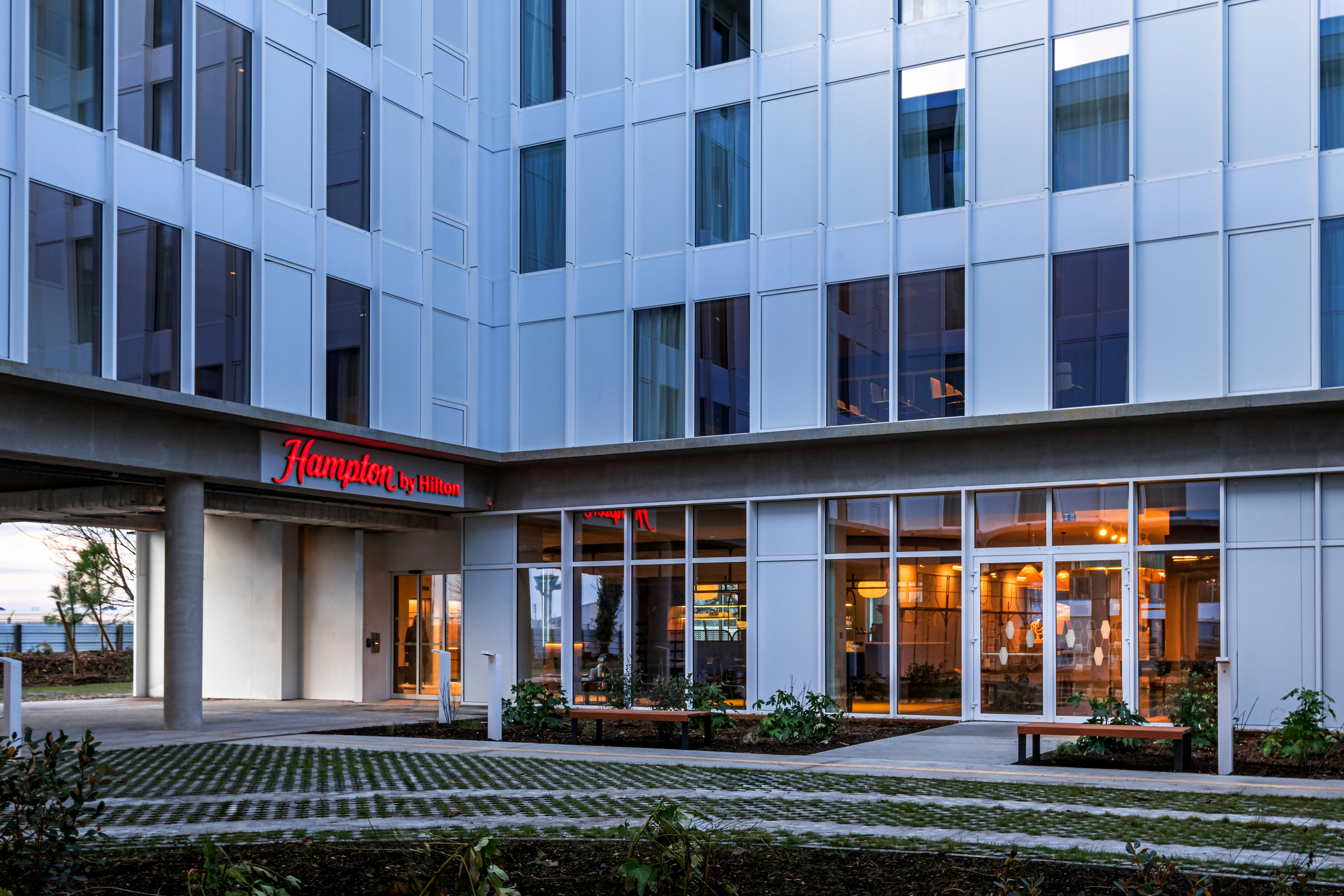 Hampton by Hilton Bordeaux Merignac Airport 2/40