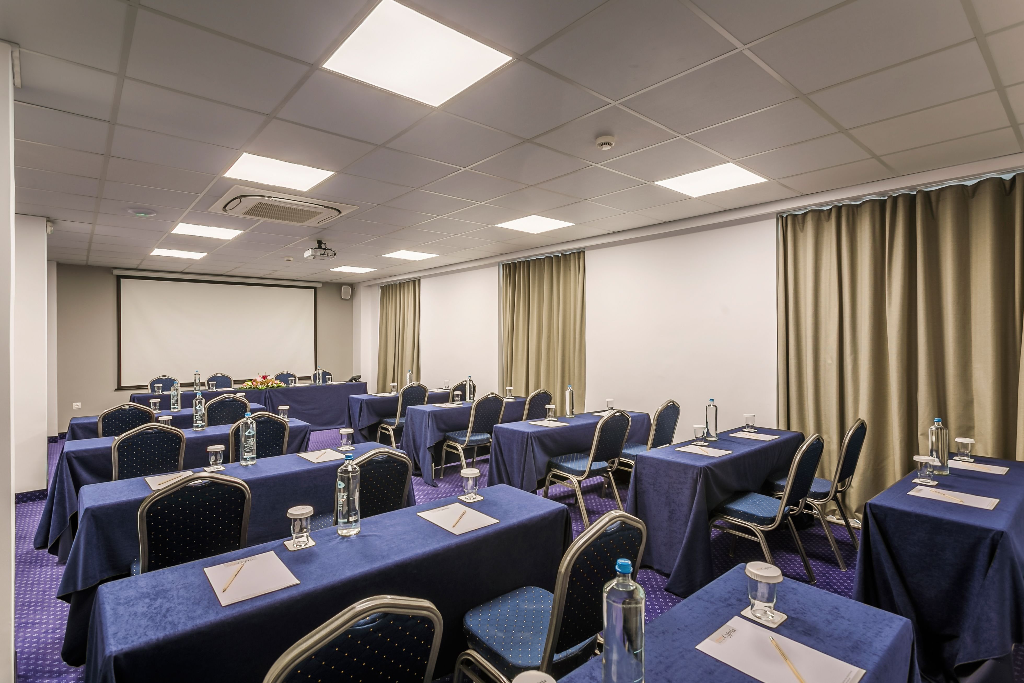 Athens Cypria Hotel 46/47
