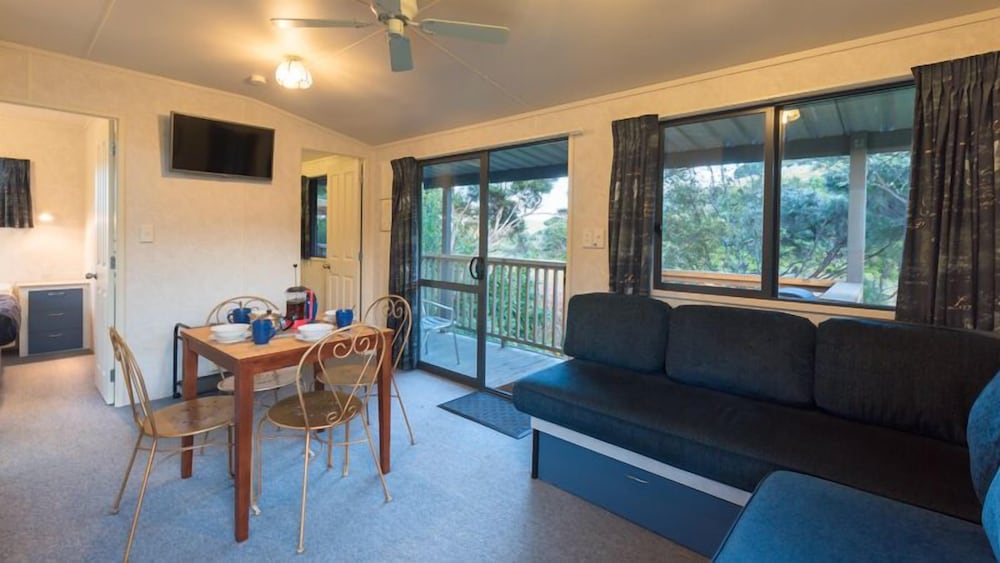 Russell-Orongo Bay Holiday Park 50/66