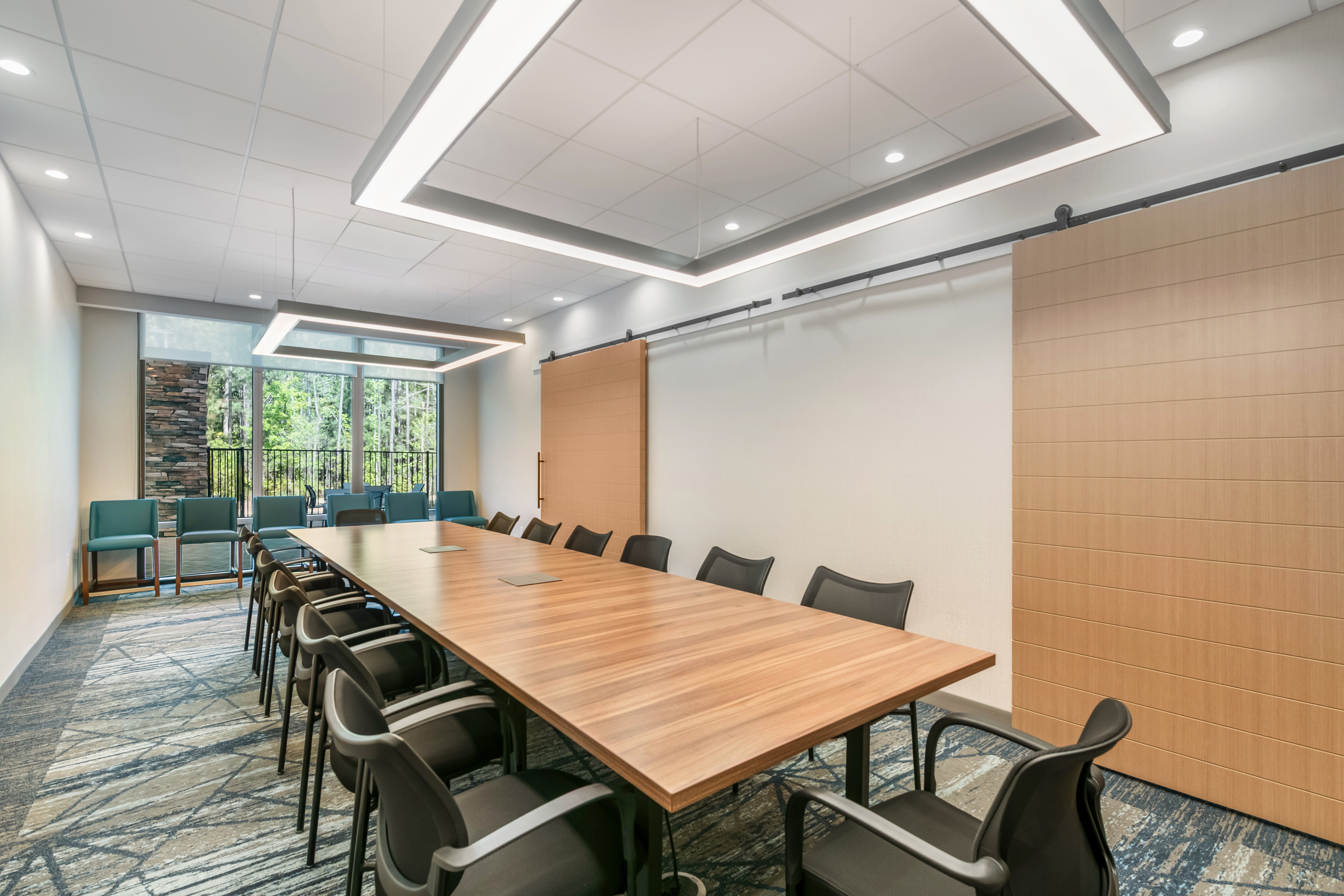 Holiday Inn Express SAVANNAH - GATEWAY 46/50