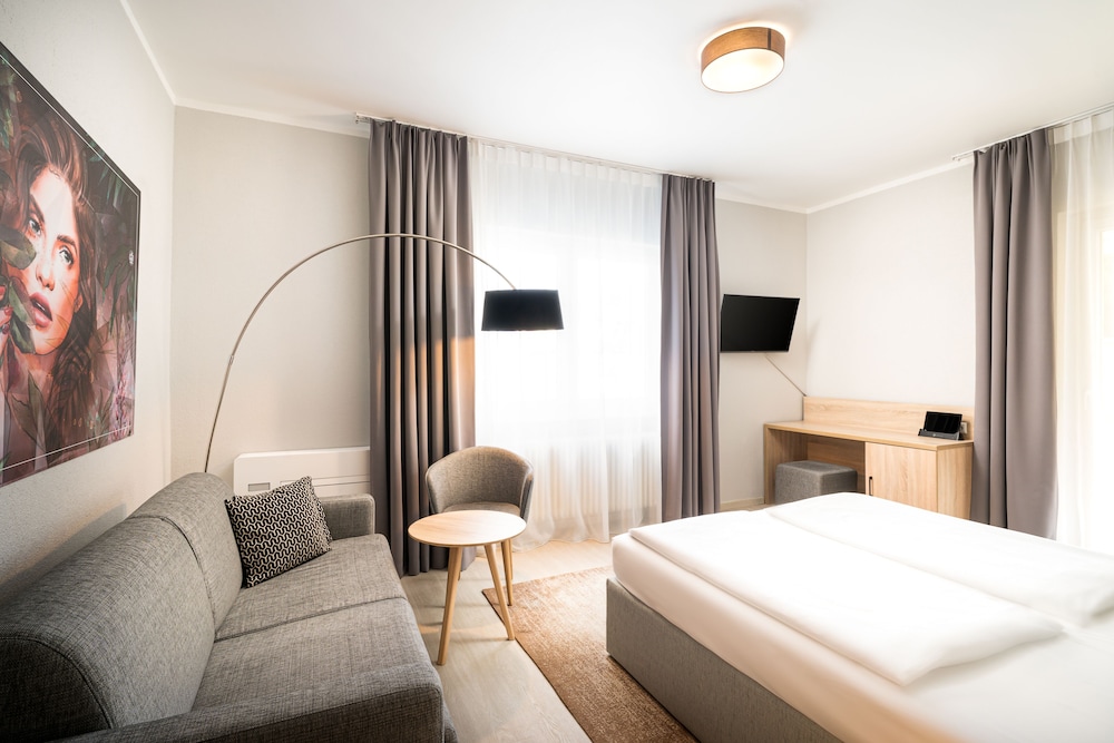 ANA Eden Karlsruhe, Trademark Collection by Wyndham 62/88