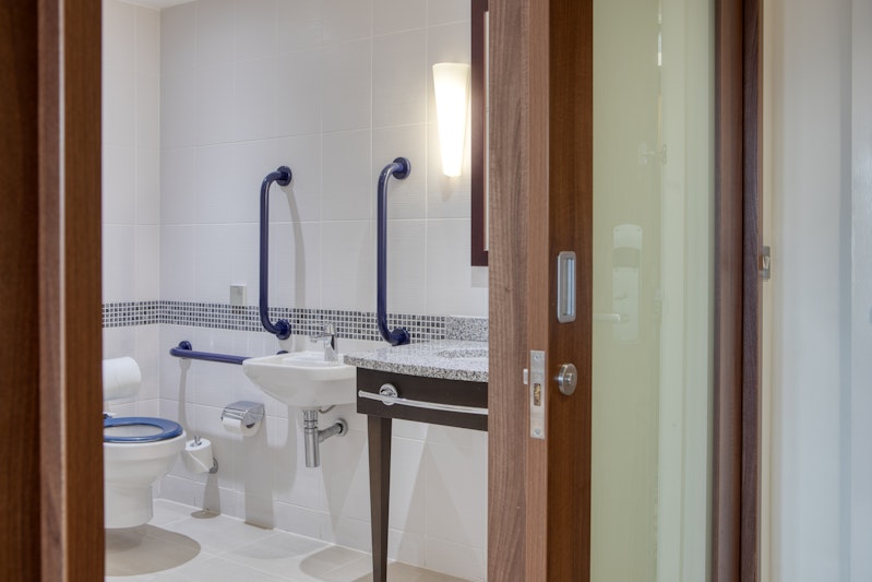 HAMPTON BY HILTON YORK 11/11