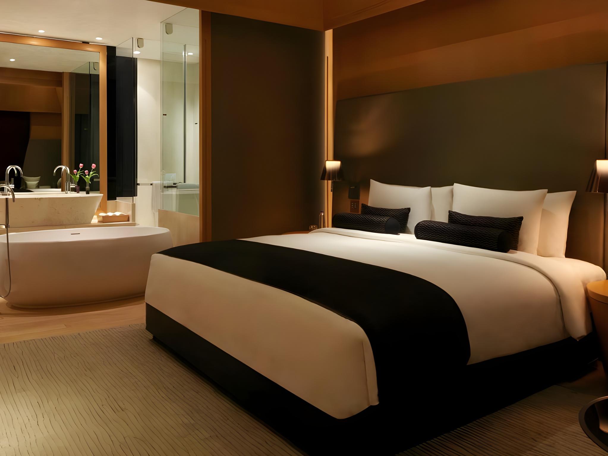 The Roseate Premium Suite