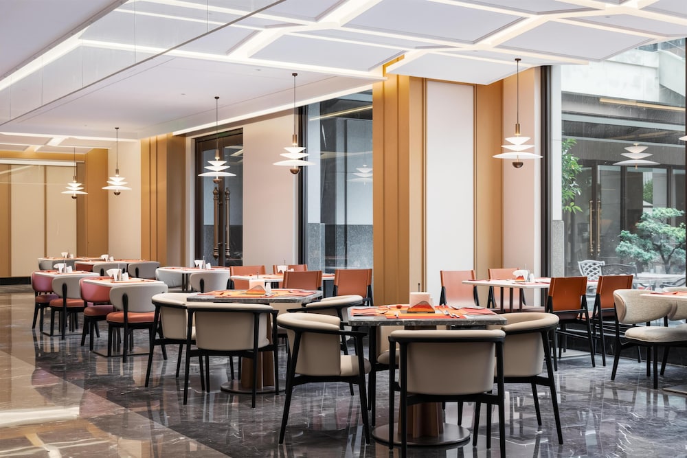 Hilton Garden lnn Tongxiang Wuzhen 45/50
