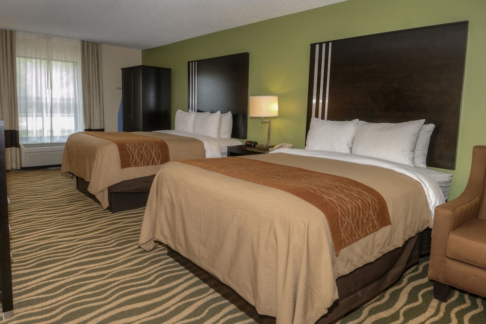 Comfort Inn Marion NC 10/31