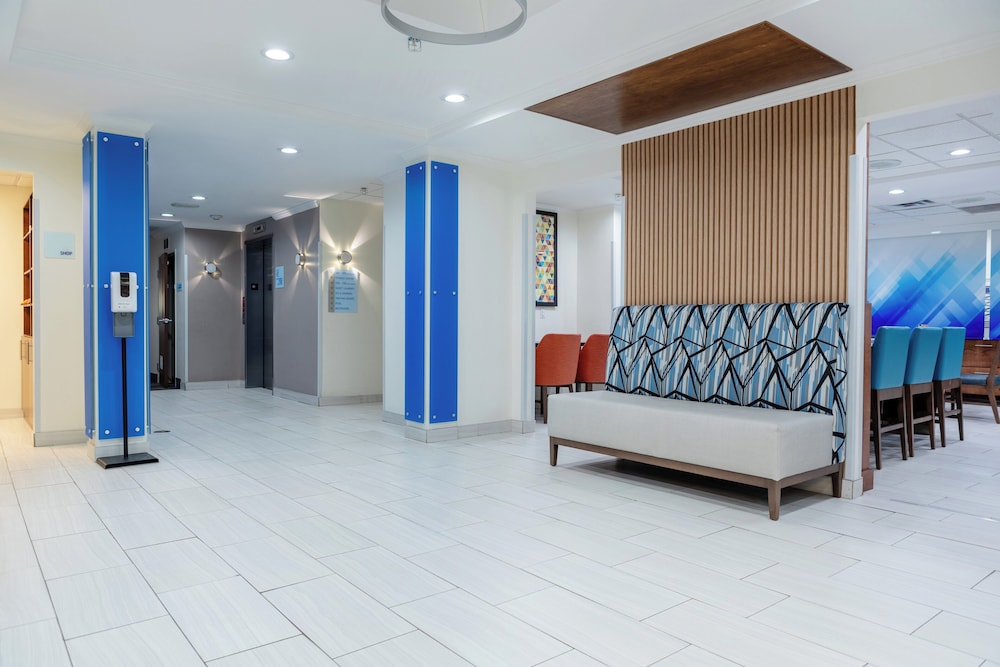 Holiday Inn Express Hotel And Suites Memphis Germantown 49/69
