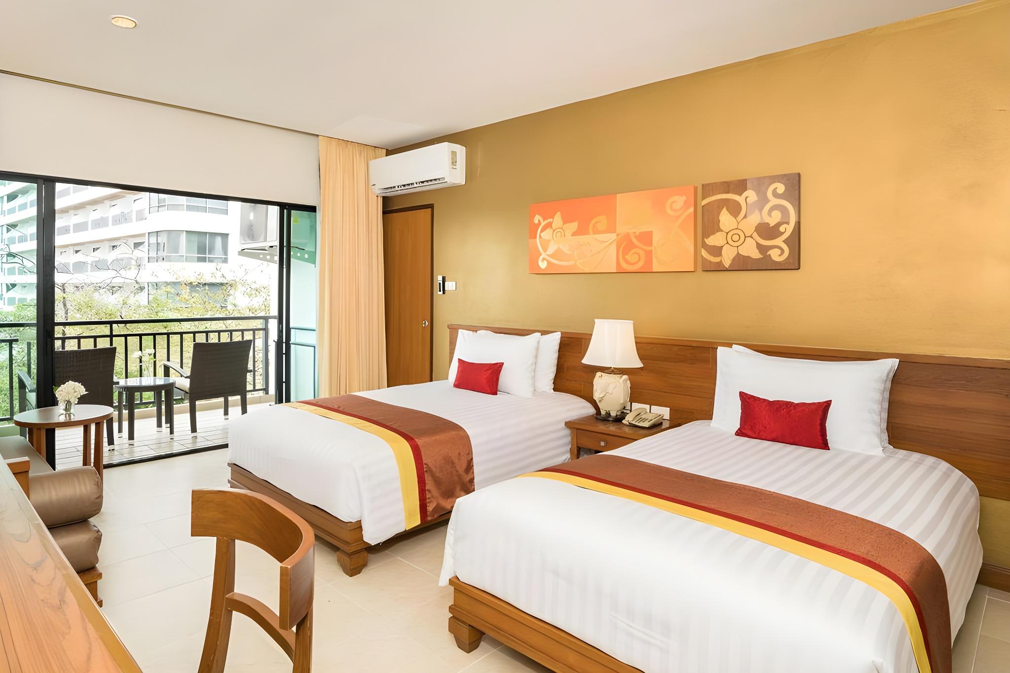 Deluxe, Side Sea View
