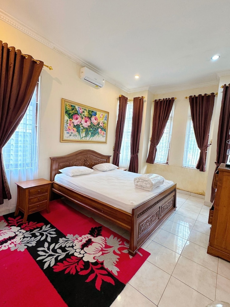 Eton Asia Kota Bunga Villas 16/48