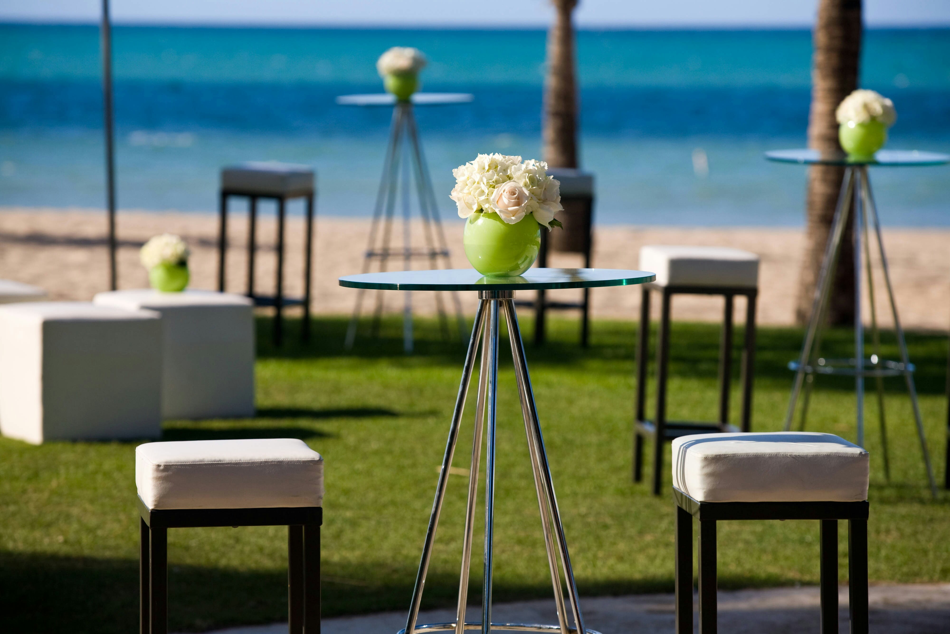 Courtyard Isla Verde Beach Resort 37/54