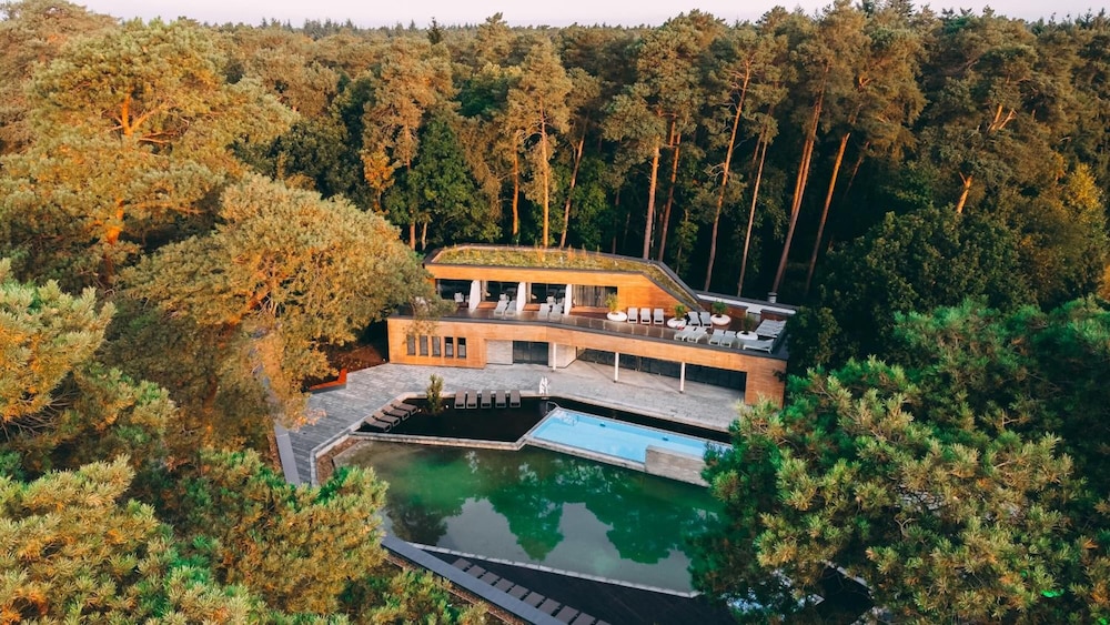 Vital Hotel 46/53