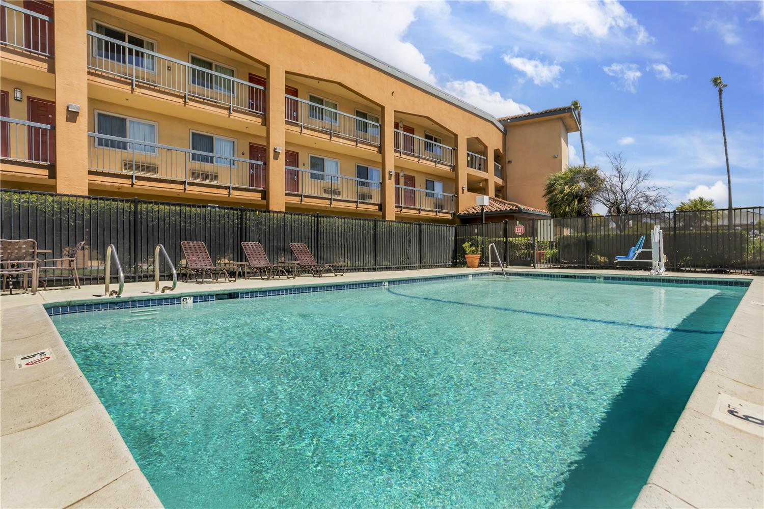 Best Western Plus Pleasanton Inn 11/23