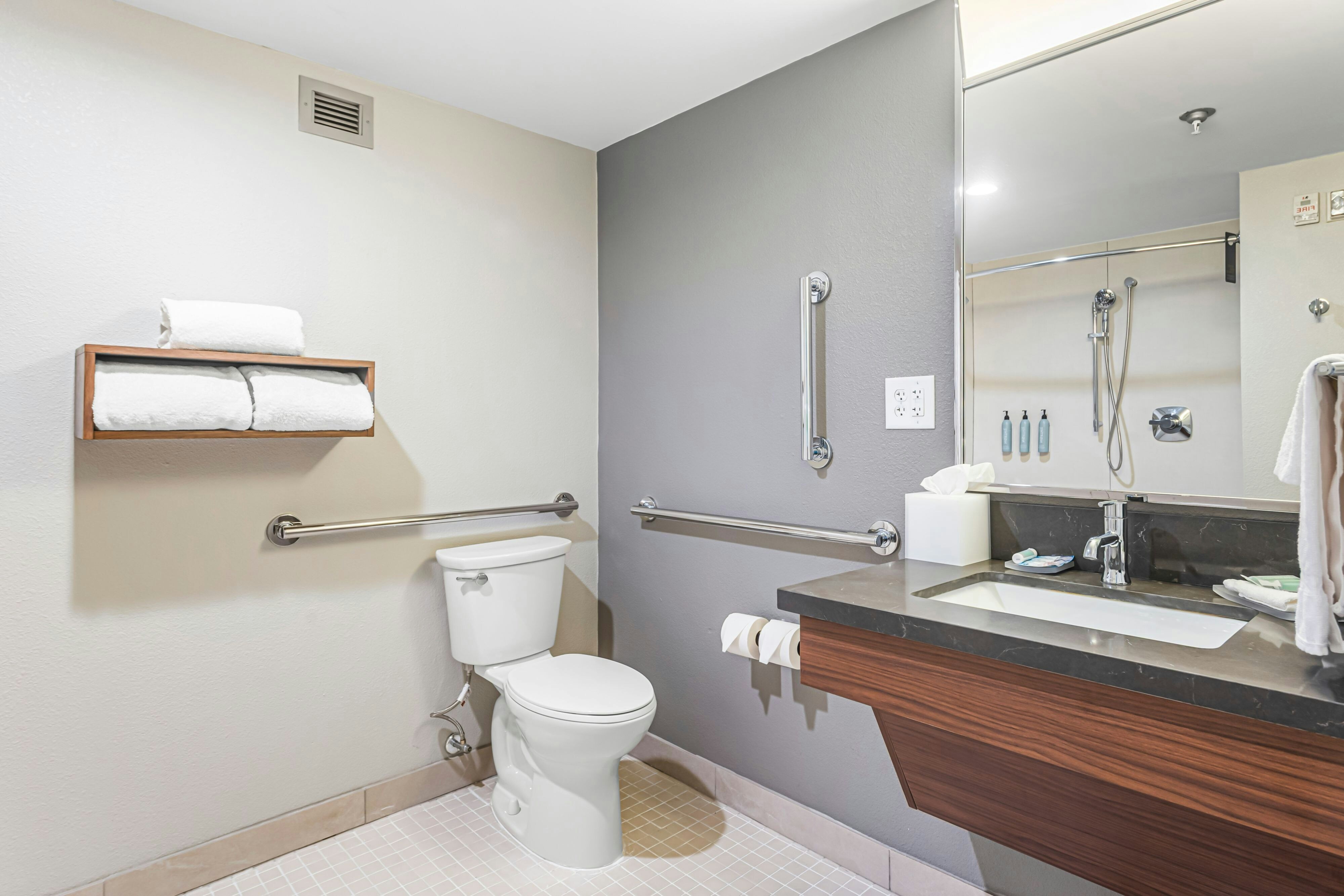 Courtyard By Marriott Columbus 68/71