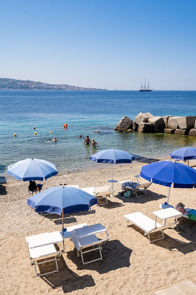 Capo Peloro Resort 28/43