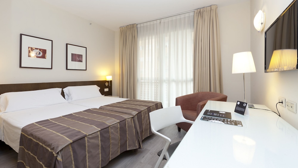 Hotel Vertice Sevilla 15/67