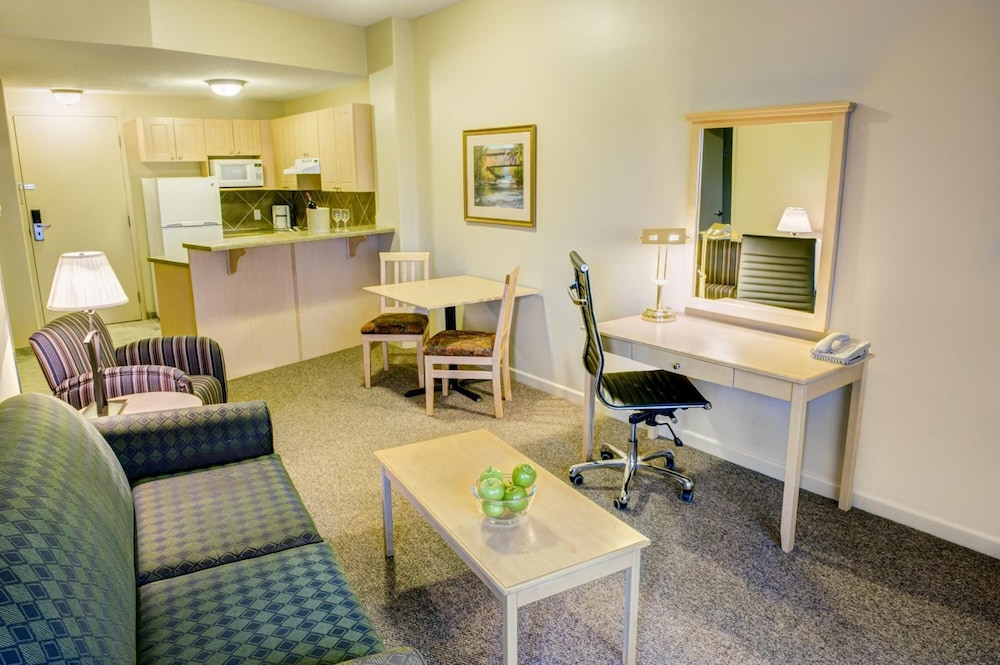 Clearwater Suite Hotel 34/41