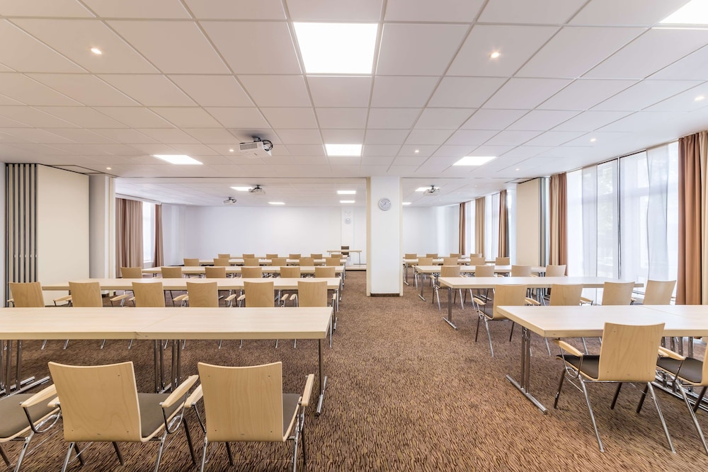 PARK INN BY RADISSON GOTTINGEN 43/49