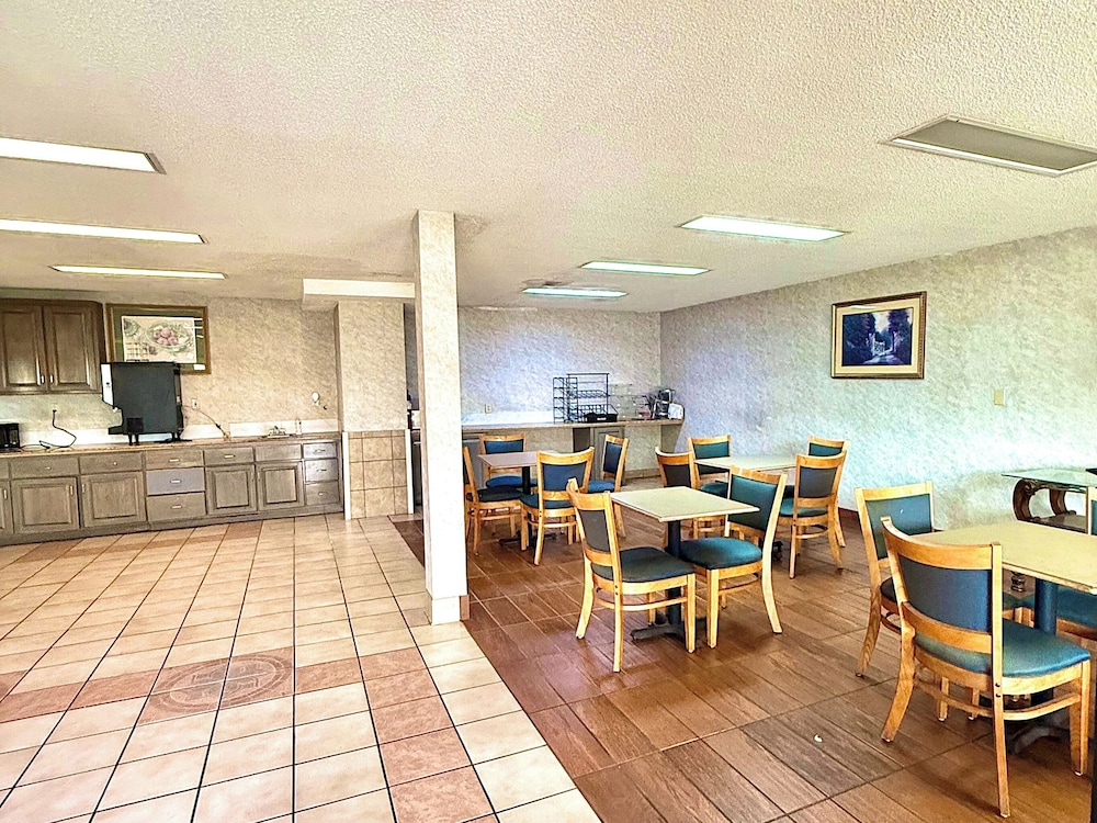 Magnolia Inn Townhouse Hattiesburg MS I-59 41/60