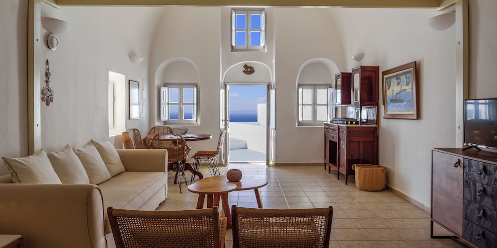 Revelis Villa & Canava 27/50