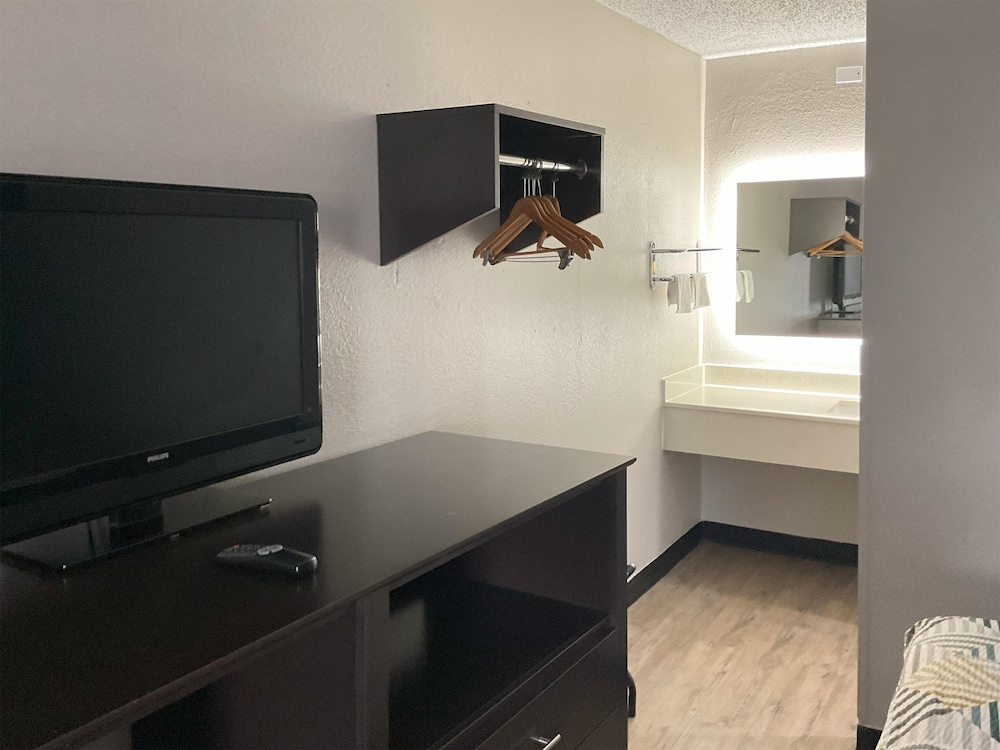 Hotel Baton Rouge Mid City 39/55