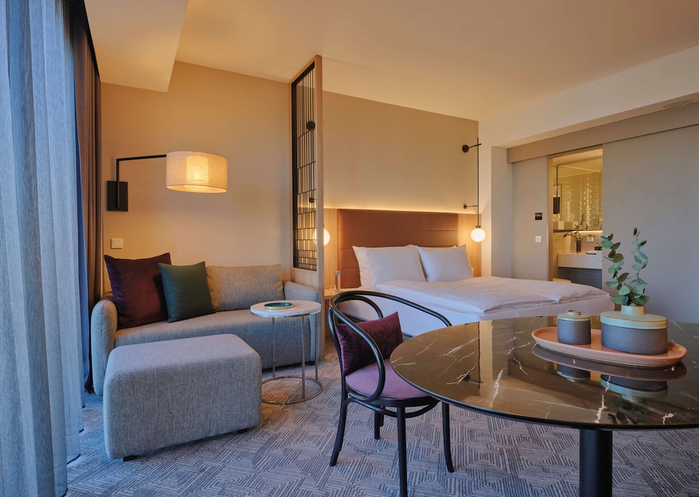 Adina Apartment Hotel Munich 37/63