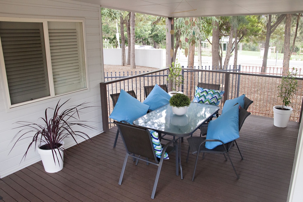 Nepean Shores Riverside Resort & Conference Centre 32/45