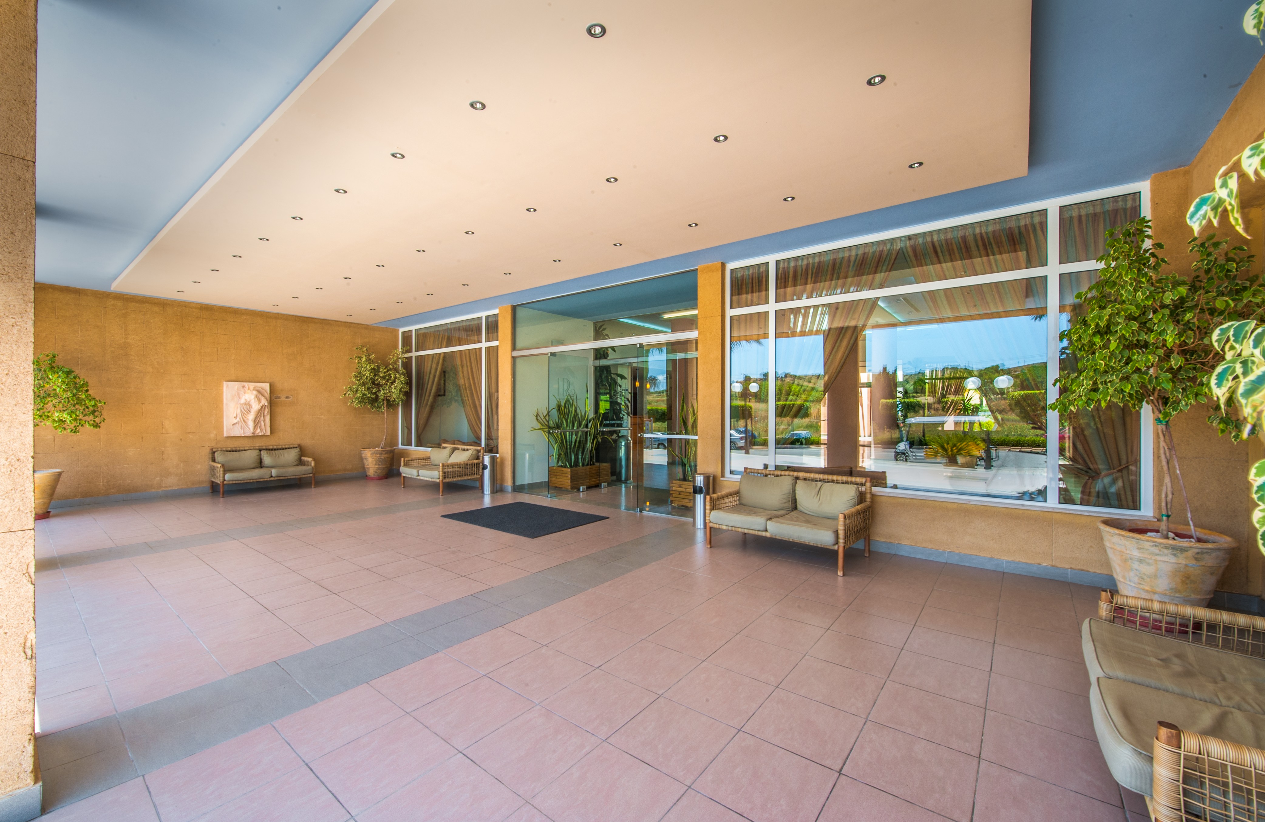 Horizon Beach Resort 35/50