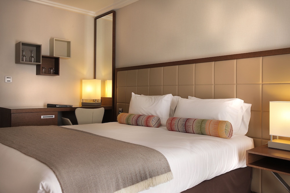 AC Hotel by Marriott Ambassadeur Antibes - Juan Les Pins 12/51